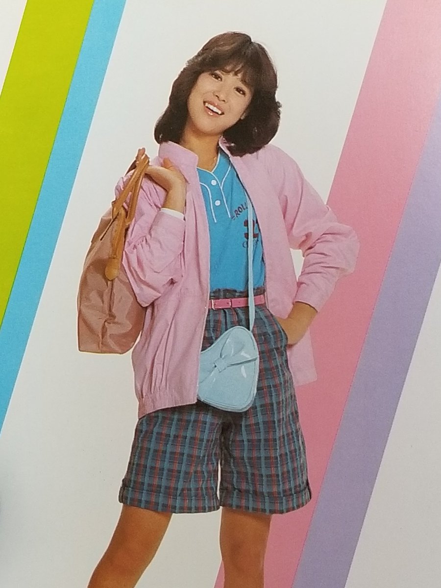 お気に入りの写真集 「聖子おしゃれアルバム」 久しぶりに見てみました
