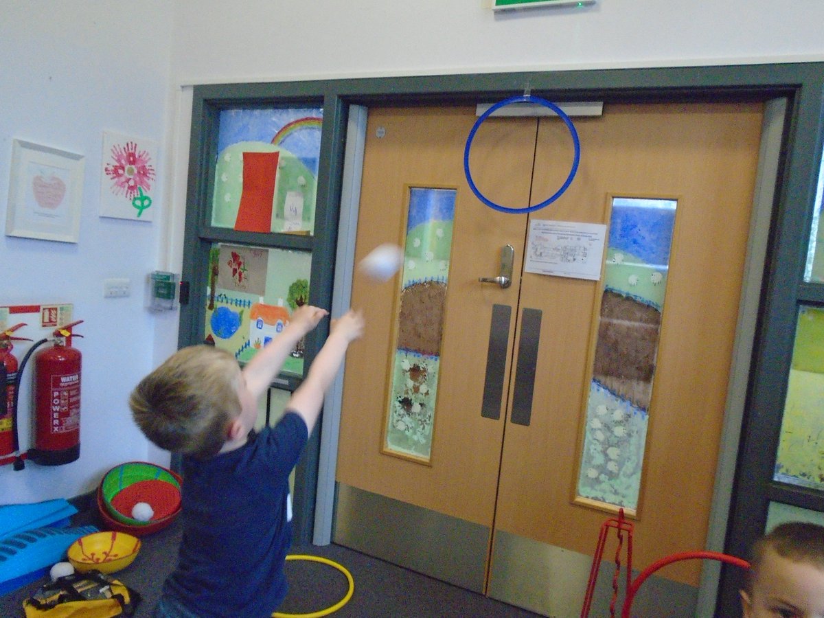 Strathie_PreSch's tweet photo. We are doing a lot of measuring today in nursery. We are linking it to everything that we are doing, including our Physical literacy. Some of the children were practicing different ways to throw balls through the high hoop, middle hoop and low hoop. #fabfun #thumbstogether https://t.co/arHfRpWSPN