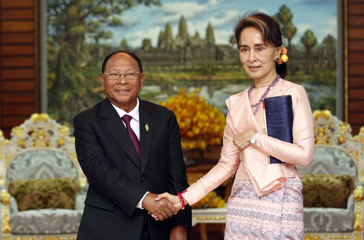 khmer__real's tweet photo. Myanmar’s State Counsellor Pays Courtesy Call on Cambodian NA President
https://t.co/wxZQAmW7ok
----------
#Cambodia #HunSen #Peace #Development https://t.co/Je0QK6hN2M