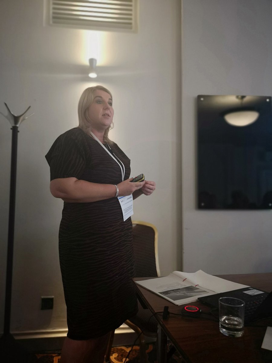 RobertsoMelanie's tweet photo. Kelly Craggs presenting the background work undertaken in Sunderland to improve the internal cancer referral pathway at NHS elective care conference #Elective2019 @kellycraggs3 https://t.co/GkPCr27VYO