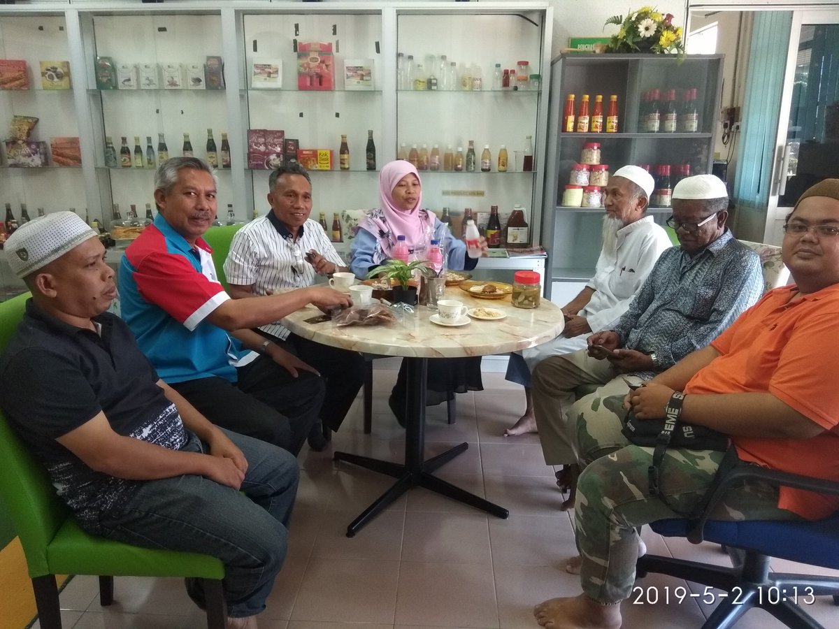 MARDI_PP's tweet photo. Selesai TOT program khas mardi kpd usahawan "Demo TeknoMARDI Di Ambang Ramadhan Pemprosesan cincau/baulu/rempeyek" https://t.co/Xl8n72l57x