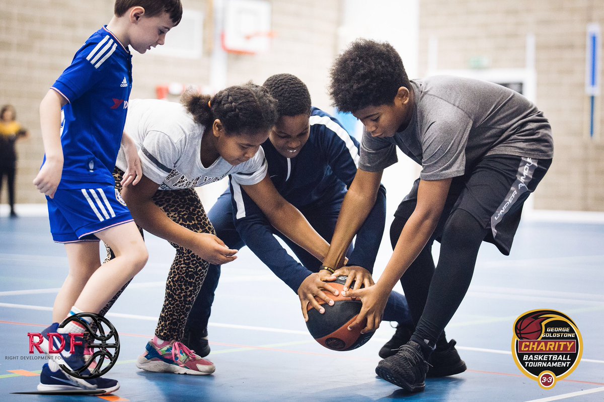 Who wants to win?!
- - -
#ball4life❤️🏀
📷 <a href="/caroljmoir/">caroljmoir</a> 
- - -
#GG3x3 #charity #basketball #screwcancer #nomoreknives #bball #fundraising #fiba #fiba3x3 #nba #3x3 #3on3 #3v3 #3x3basketball