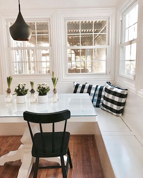 askdesignCC's tweet photo. #DiningTableDesign https://t.co/Ulcq0cjII2