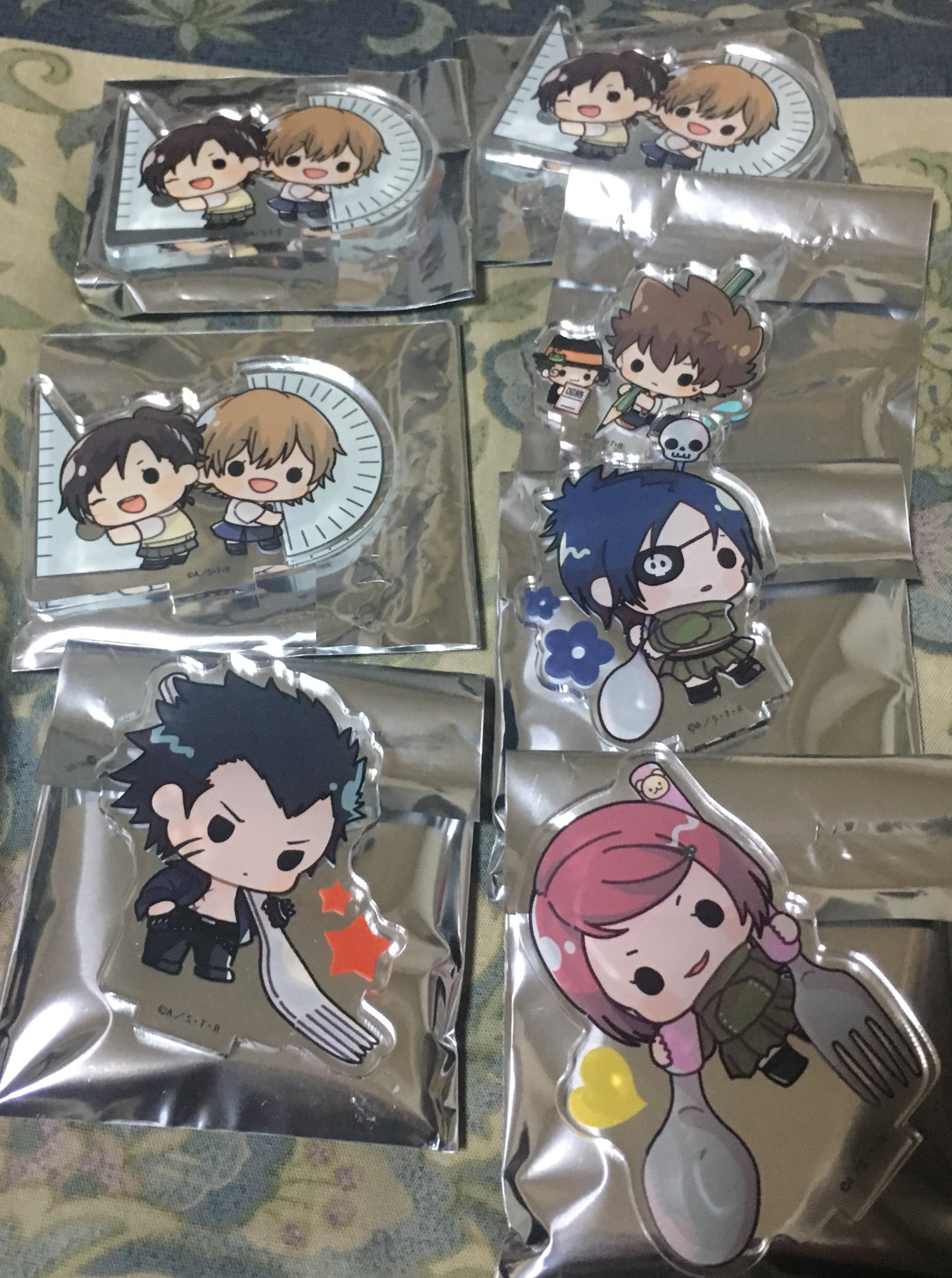 あか No Twitter 譲渡先募集 家庭教師ヒットマンreborn リボーン グラフアート フォトきゃら 譲 ツナ ランチア ハル 京子 Mm クローム ヴァリアー 黒曜 特典 ポストカード 求 定価 送料 ダブっているキャラは300円 特典500円 気軽にお声掛けください T