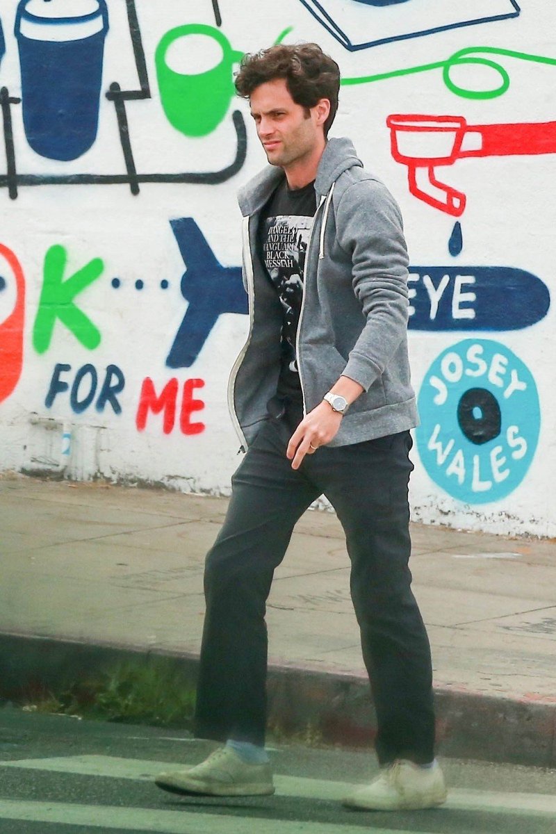 Penn Badgley Fansite At Pennbadgleynet Twitter