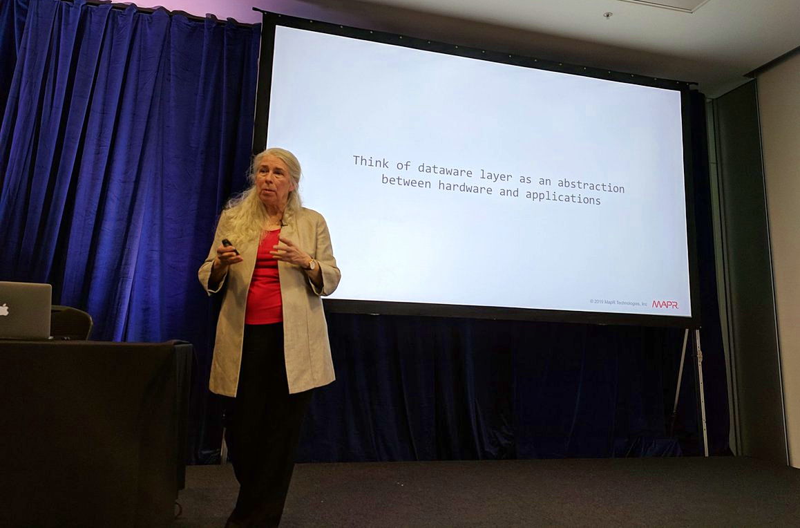 daveuk4's tweet image. Hope you were able to attend @Ellen_Friedman&apos;s excellent @strataconf London talk &quot;Executive Briefing: 5 things every executive should NOT know&quot; where she explains that dataware is a key abstraction point separating applications from hardware specifics. #dataware #stratadata