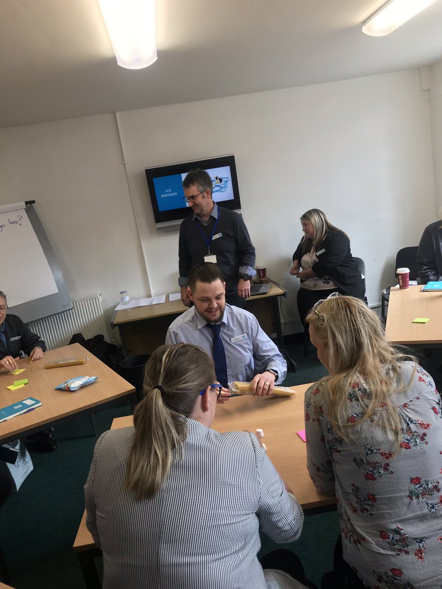 erin_omahony's tweet photo. Icebreaker time!!! #beingcoop #apprenticeship @lucyhilucy @SimonConnolly9 @coopukcolleague https://t.co/Oug8erN4jZ