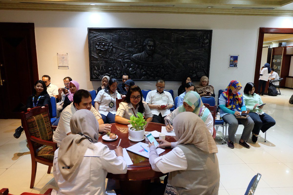 Kamis 2 Mei 2019, Metro TV bekerja sama dengan PMI Kab. Tangerang melaksanakan kegiatan donor darah yang diikuti karyawan Media Group.  CSR ini rutin dilakukan tiga kali dalam setahun. Aksi donor darah ini menunjukkan kepedulian Media Group untuk membantu sesama.
#InfoPRMetroTV