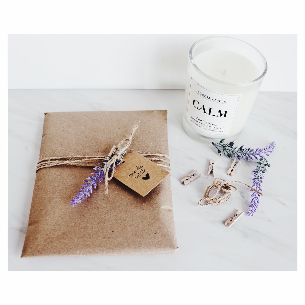 candcdc's tweet image. Every single handmade card order is hand wrapped like a #vintage present. Every detail counts 🥰

Etsy.com/shop/cardsandc… 

#greetingcardinspo #kraftbrownpaper #giftwrapped #geminiseason #taurusseason #morhersday #herbirthday #tbt #tbthursday #lavender #babyshower