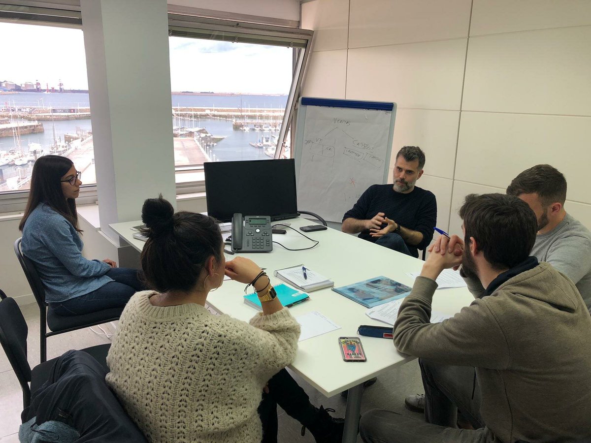 ⁉️¿Qué tal lleváis la resolución de los #retos? Mayo es el mes clave, en el que las visitas a empresas se compaginan con el trabajo por equipos llevado a cabo bajo la metodología #TheHeroPlan 
¡Y también con los exámenes! ¡Mucho ánimo a todos!
<a href="/GijonImpulsa/">Gijón Impulsa</a> <a href="/funiovi/">FUO</a> <a href="/uniovi_info/">Universidad Oviedo</a>