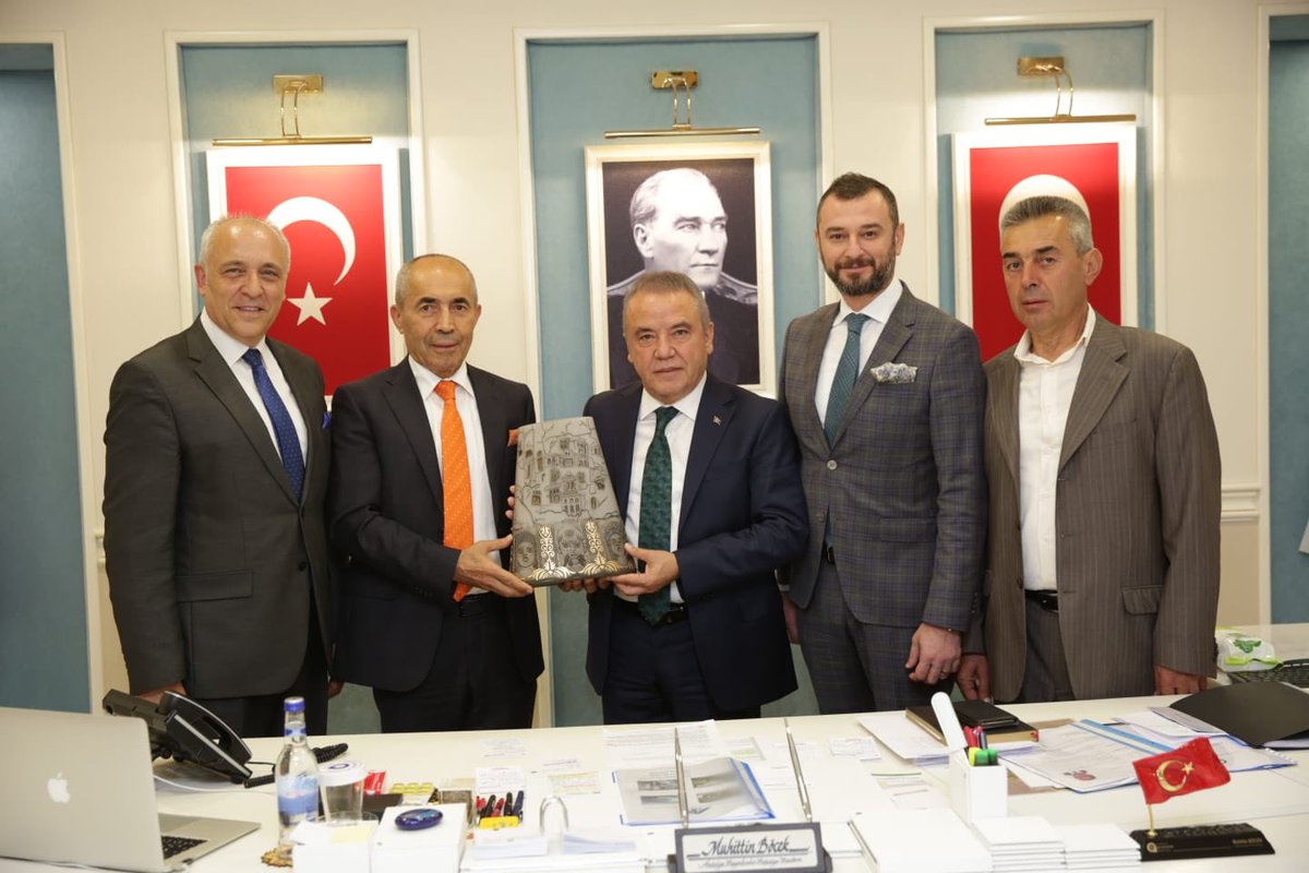 Muhittin Böcek
