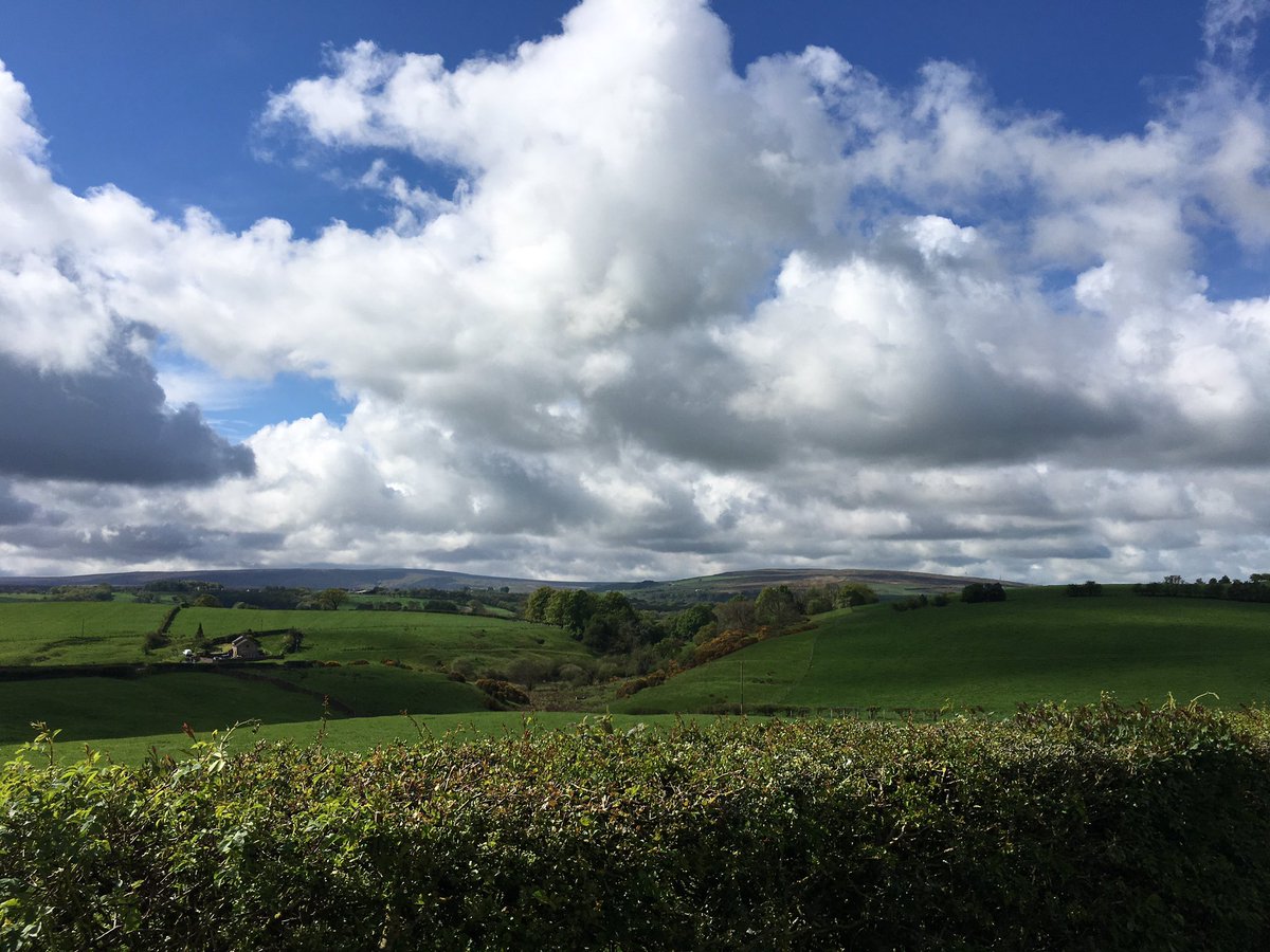 DrJulietMcG's tweet image. Red &amp;amp; sweaty - don’t care 🤷🏻‍♀️ I needed to write an important presentation today. Apparently we’re 60% more creative on the move. I can confirm that after rain, hail, wind, sun &amp;amp; 10 miles this is absolutely true 👌🙌 #activewomen #activeeveryday #activework #workonthemove