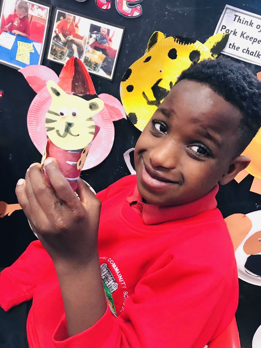 BubsyTownhill's tweet photo. Junior STF are loving their arty hand-crafted animals as part of our summer term topic! Lovely work boys! #THCstf #THCart #THCdt #learningisfun https://t.co/Elx4RG1Vk6