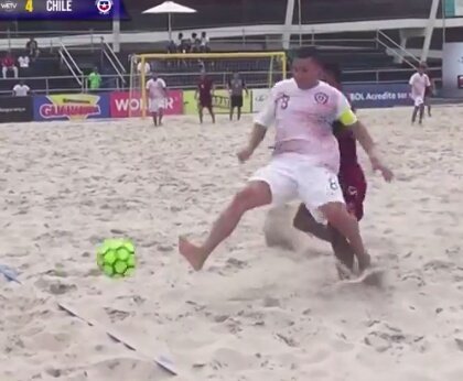 doniquique's tweet photo. #larojaplayera le gano a la #Vinotinto 5 a 3
En el marco de #eliminatorias2019
#futbolplaya
Rio Brasil
@ANFPChile 
@reporteroiqq 
@enelcamarin 
@balontercera 
@IquiqueDeTodos 
@felipeperez_3 
@RubenBerriosC 
@arriba_latarde https://t.co/kp3aaE7vfF
