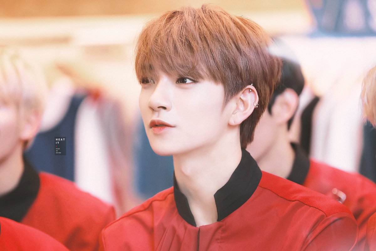 heatit1230's tweet photo. 170615 엠카덕

세상에서 널 젤 좋아해😭😭

#세븐틴⁠ #조슈아
#슈아 #Joshua 
@pledis_17 https://t.co/HTUoHgTVYy