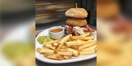 jackstackbbq's tweet image. People who order The Big Pig Sandwich🐷 are on a whole other level.

Level 1: Shaved Ham
Level 2: Pulled Pork 
Level 3: Bacon
Level 4: Provolone 
Level 5: Onion Ring
Level 6: Mustard Barbecue Sauce 

See you at lunch, KC! #KCBBQ #EatJackStack #JackStackBBQ #BBQLove