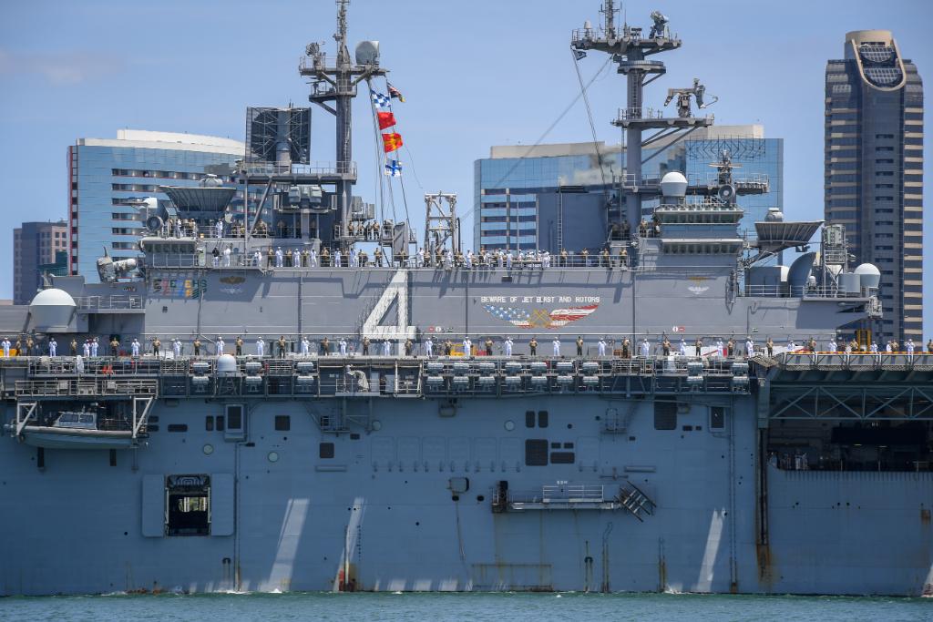 Time to take care of business.
#USNavy's #USSBoxer departed #SanDiego for deployment alongside #USSJohnPMurtha, #USSHarpersFerry, and the 11th @USMC Expeditionary Unit. While deployed they will conduct maritime security and crisis response operations, and ensure #NavyReadiness.