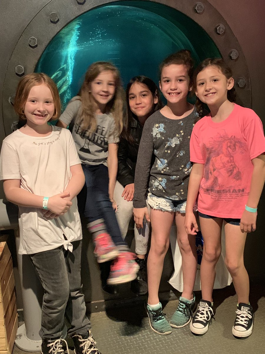 Jump4JWR's tweet photo. We are having the best time at COSI! #jwreason #passionforgrowth  thank you to all the volunteers for giving the kids an opportunity to learn! https://t.co/0SRZRcYHiA