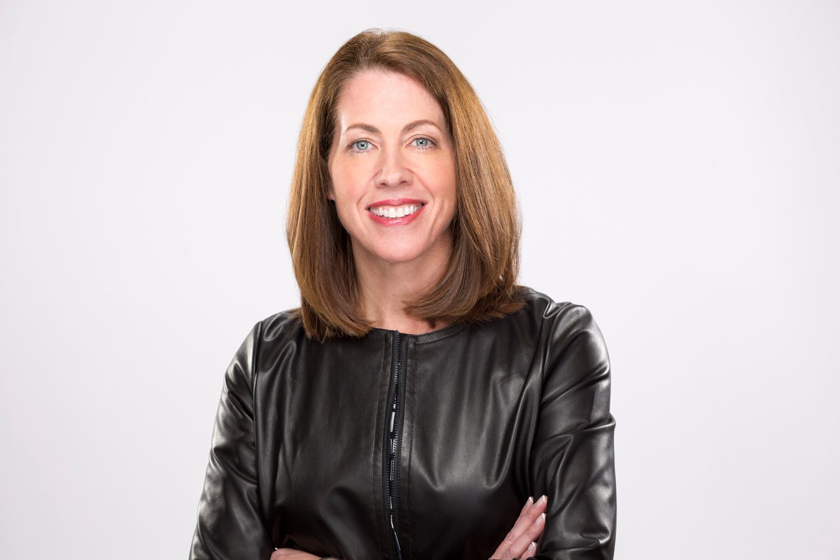 BerkeleyCDSS's tweet image. Counting down the days until the first #CalDataSci19 commencement ceremony for data science majors @UCBerkeley @BerkeleyDataSci on May 19! Honored &amp;amp; excited to feature @KateJohnson_MS as our commencement speaker! data.berkeley.edu/news/commencem… 
 @MSFT_Business @MicrosoftSV