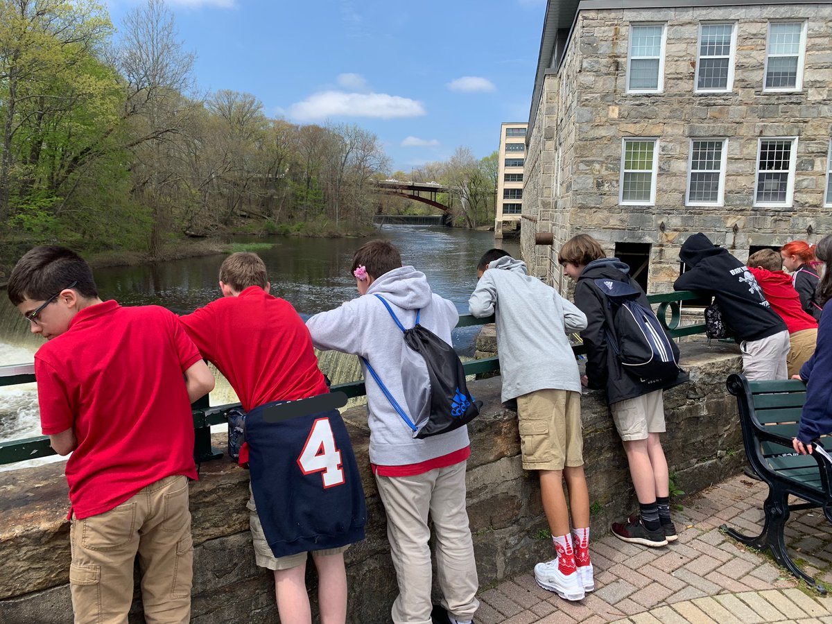 hallnicole_d's tweet photo. Field trip learning about the history of our hometown and practicing working as a team! Love these kids ❤️ https://t.co/rsYIQTNUIg