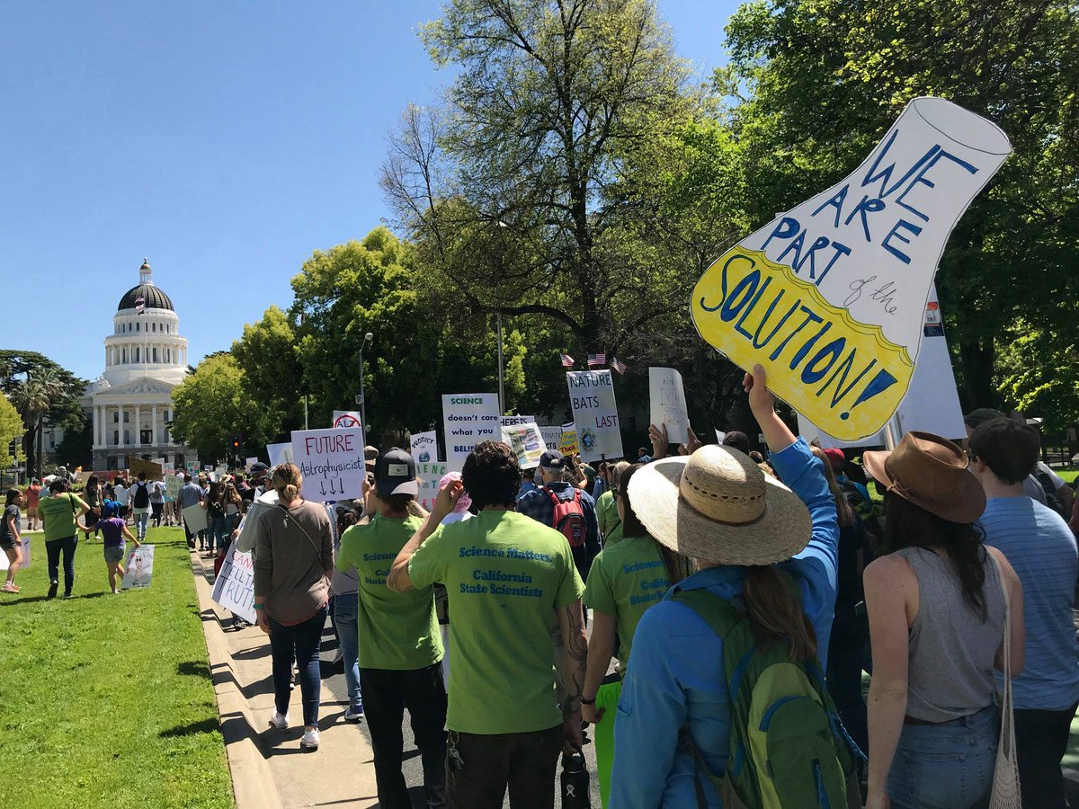 SacScienceMarch's tweet image. Hey marchers! I know you appreciate our *all-volunteer* team's amazing work wrangling high-profile speakers, planning a fun and family-friendly event. How about throwing us $10 today, on the national #bigdayofgiving??? marchforsciencesacramento.com/donate

#science #maythefourthbewithyou