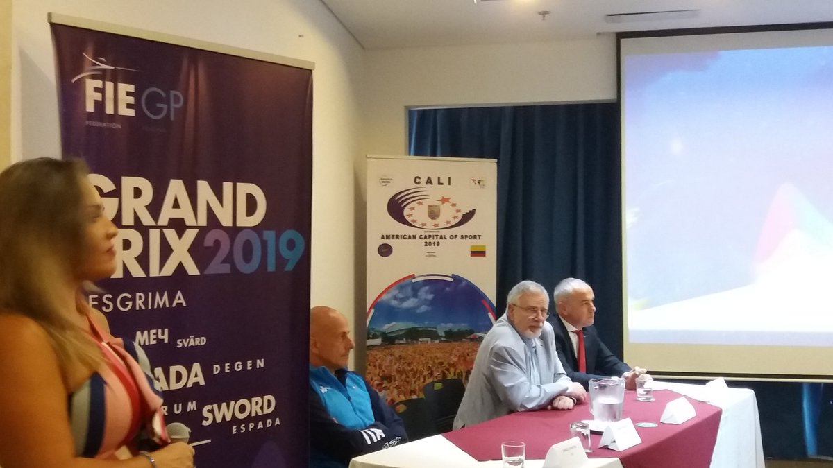 alexgomezprensa's tweet photo. Presentación del #GranPrix2019   @FIE_fencing  De Esgrima que se cumplirá en #Cali desde este viernes hasta el domingo 5 en el @cevallepacifico  con presencia 350 deportistas de 48 países y es clasificatorio a @Tokyo2020 
Apoyan @Coldeportes @SecDeporteCali https://t.co/7QIxSqBsYS