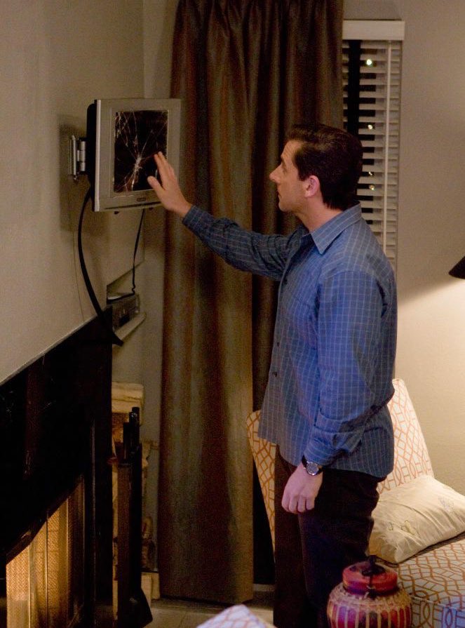Da_MichaelScott's tweet photo. THAT IS A $200 PLASMA TV YOU JUST KILLED https://t.co/YZCKwl1XNy