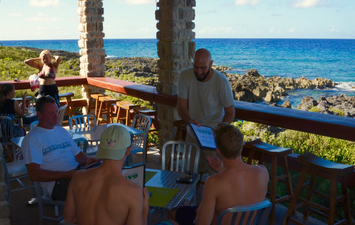 Cayman_Islands's tweet photo. Gluten-free? No problem. Vegan? We've got you. Experience farm-to-table dining with carefully selected ingredients @vivoky. https://t.co/UNpCsCmzBZ