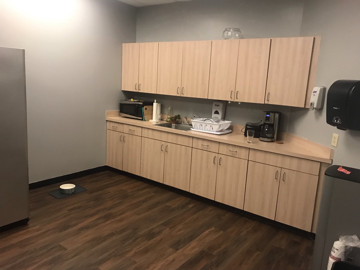 #NewListing: 873 Orleans Rd. is conveniently positioned off Sam Rittenberg Blvd. in West Ashley. 3,854sf #office space features a highly functional layout and plenty of nearby amenities #cre

Call for details: 843.856.4600 and see below link:

belklucy.com/property/873-o…