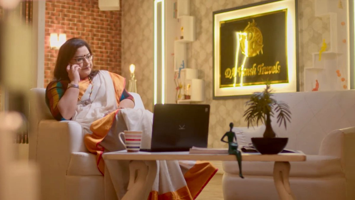 trishaa_mishthi's tweet image. Ye kya tha..! Uma patel 😂😂😅She more horrifying than BigBen🤣#YehRishteyHainPyaarKe Mishti looking superr chweet ..Rhea doing a Fantastic job #GoodGoing @StarPlus #Mishti #RheaSharma