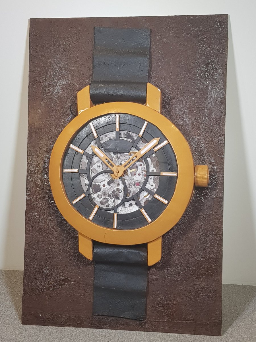 From today's show, maybe one of the most technical chocolate builds I've created so far. 
Thank you Rotary for the opportunity.
If you missed it, on again at 6.30 channel 4+1
<a href="/RotaryWatches/">Rotary Watches</a>
@Boomerangtv_
#extremechocolatemakers