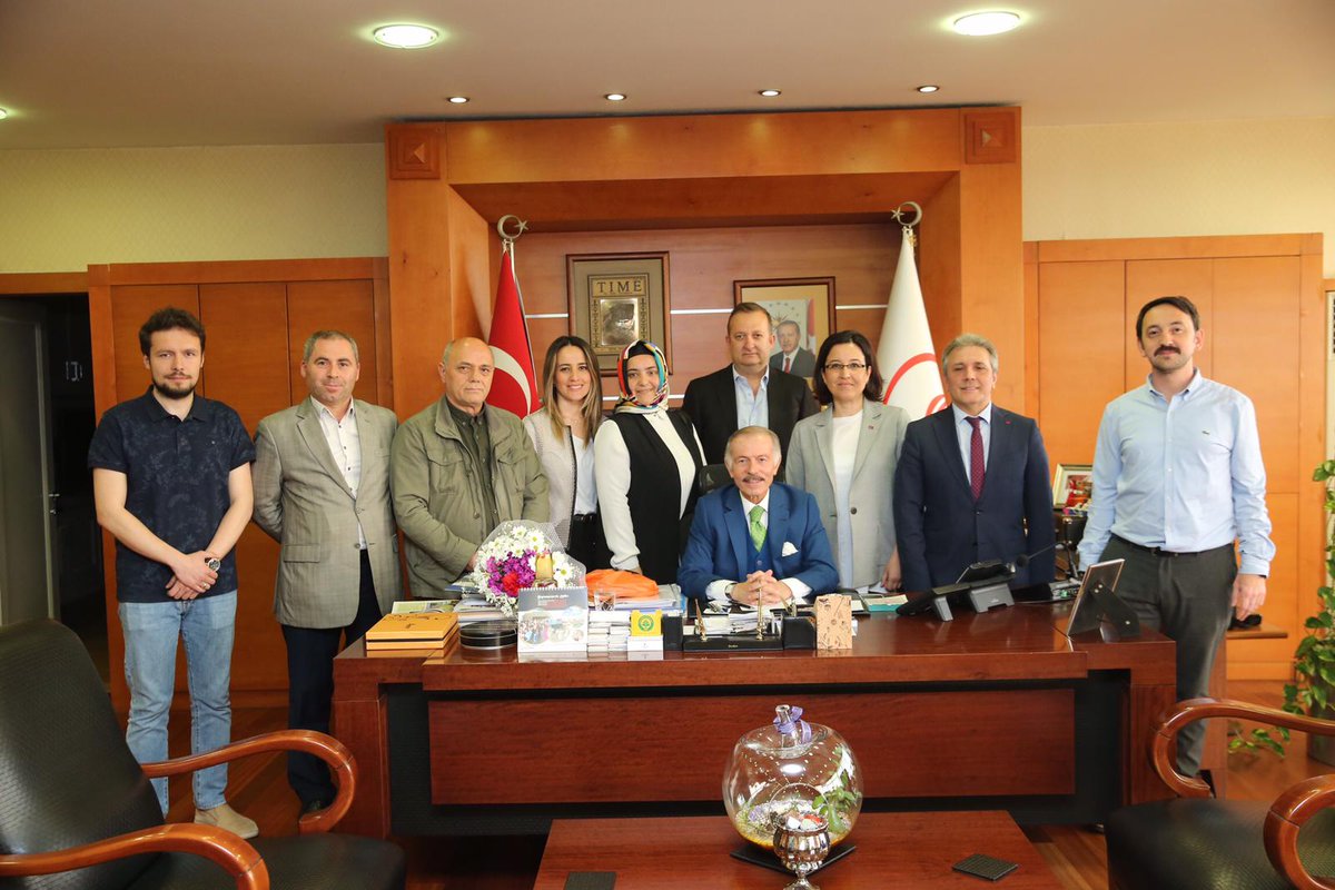Çalışmaları ile Bayrampaşa'mıza değer katan Bayrampaşa Giresunlular Derneği'ni belediyemizde ağırladık. Destekleri ve hayırlı olsun dilekleri için derneğimize teşekkürlerimi sunuyorum. 

#BayrampaşaBenimSevdam