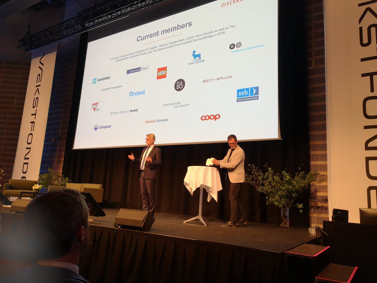 SpiroFriend's tweet image. Big Congratulation to Amazing #unity3d who received this years award #DenmarkBridge 2019 for their innovative work with computer Sience and Technology witin games.

At SpiroFriend we are looking forward to enter thé scene around 4 years from now🌟

#vaekst2019 #dkbiz #startups