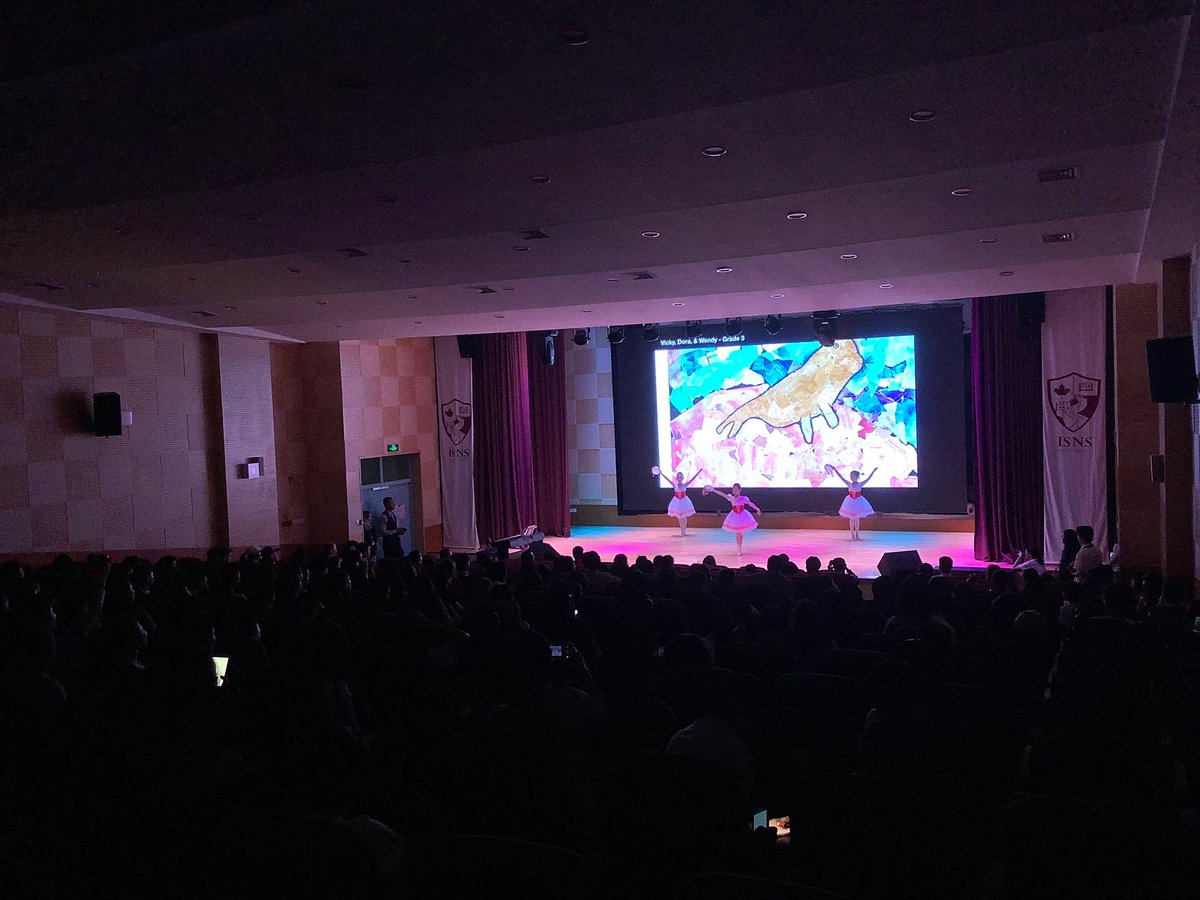Wonderful PYP show tonight, Performing and Visual Arts Teams. <a href="/MirandaGodkin/">Miranda Godkin</a>  <a href="/MrsCarnevaleArt/">Gloria Carnevale 🇨🇦🇮🇹🇨🇳</a> <a href="/erniekboyd/">Ernie Boyd</a> <a href="/LiezlBoyd/">Liezl Boyd</a> Inge Stephania <a href="/MsAndyArt/">Andrea Rodriguez</a>  @MichelleThack20 <a href="/jnicklas8/">Jennifer Nicklas</a> Michael <a href="/ms_wenn/">Sarah Wenn</a>  @ISNS_school #GoISNS #ISNSarts
