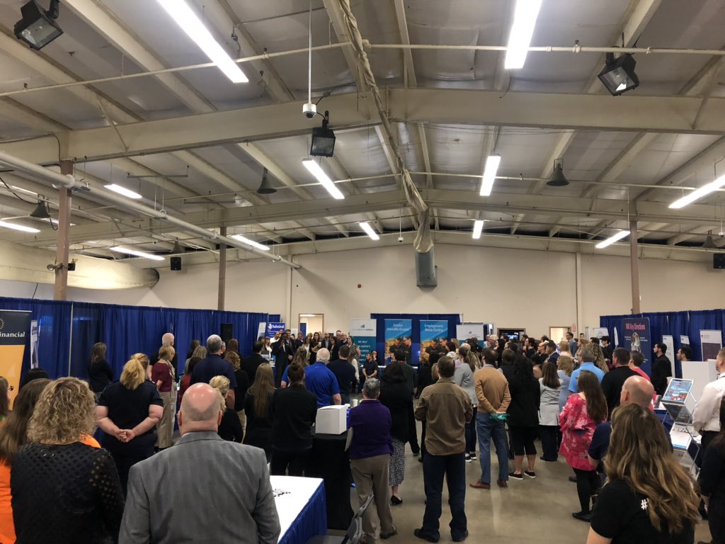 Job_Junction's tweet image. Thank you to all our guests speakers who helped kick off the #SpringJobFair. Only 15 mins to go !