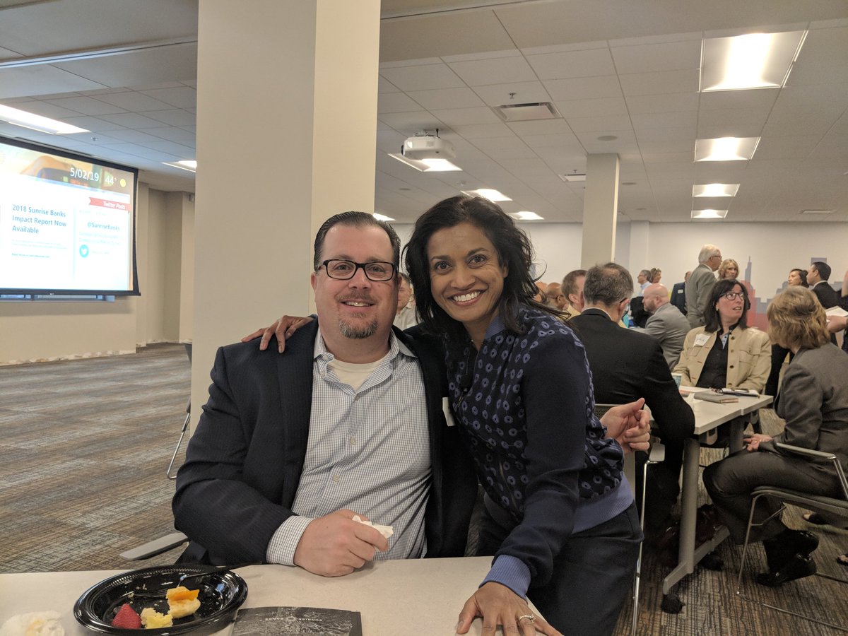 RoshiniR's tweet photo. About to get started with "Stay True to Your Brand" at @SunriseBanks HQ. https://t.co/4Jul9T7yH1
