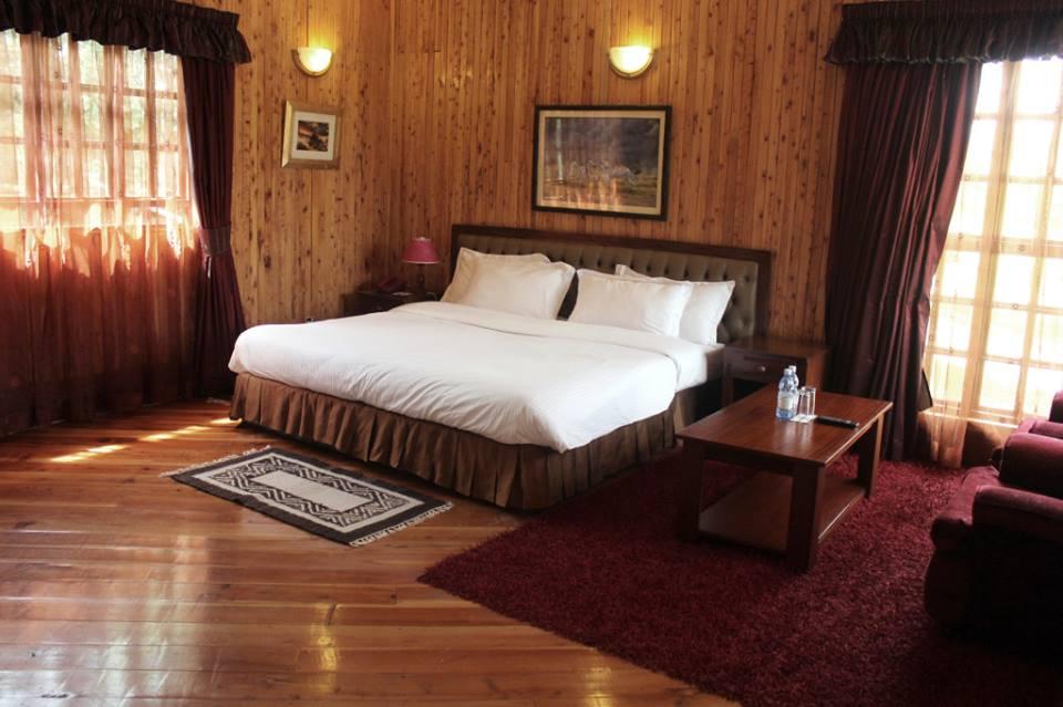 oak_place's tweet photo. Begin this month by planning unforgettable stay in our apartments where you will have to get a luxurious ambiance and perfect working space. Welcome at Oak place Hotel and conference Centre where you come as a guest and leave as a friend
#EventsAtOakPlace
#OakPlace https://t.co/5ThgZ3oy51