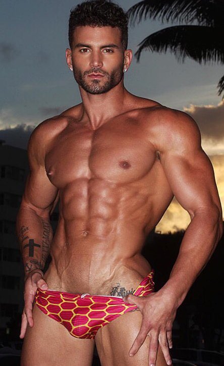 D5kE_N9WAAEkCQT.jpg:large