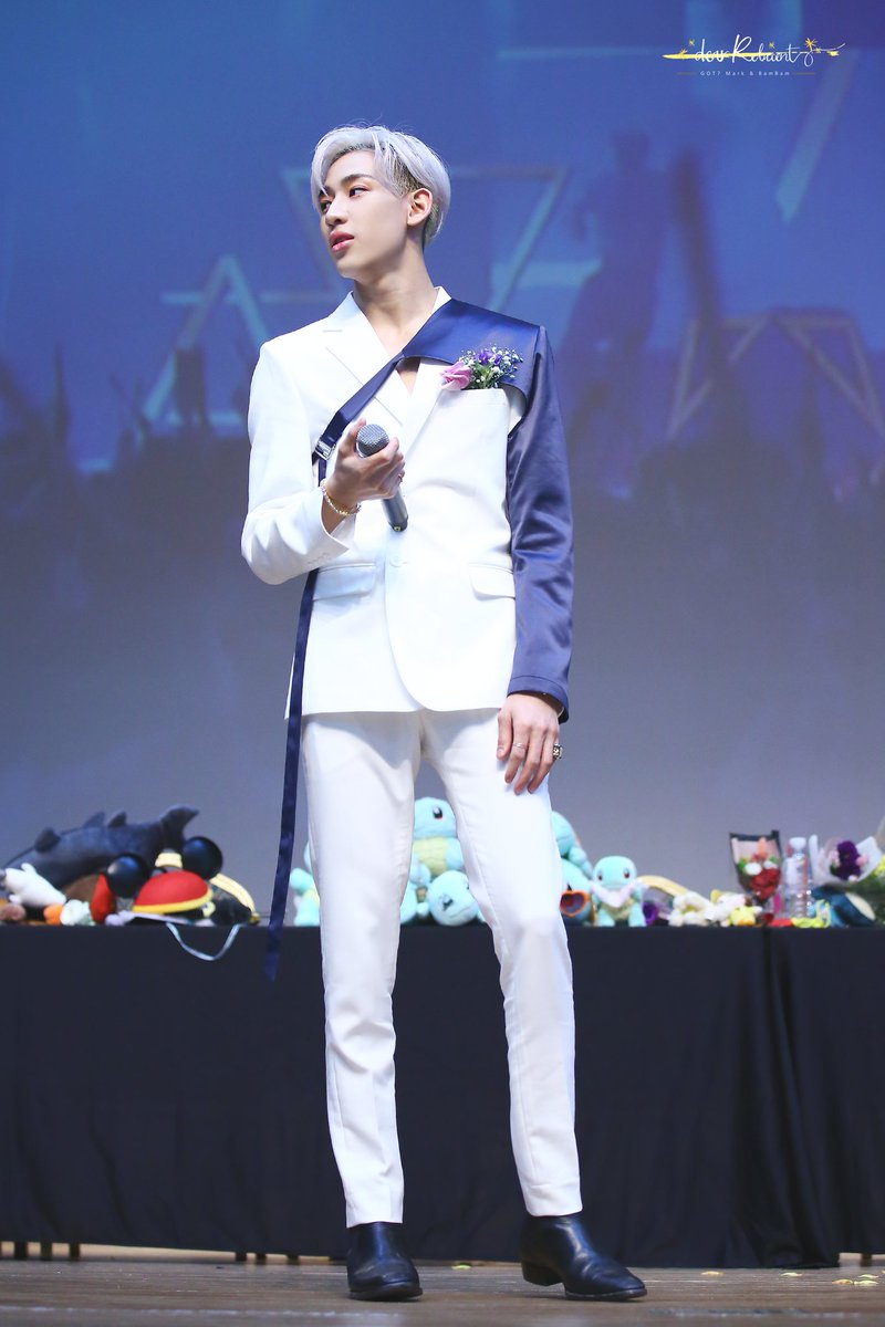 dearrelucent's tweet image. 🎉뱀뱀 생일축하해🎉😘💕
#BamBamXCVIIDay
#GOT7 #BamBam
@BamBam1A