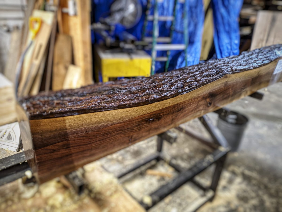 boardsandbeams's tweet photo. Look at this beautiful Live Edge Black Walnut mantel!  #mantel #blackwalnut #liveedge #wood #fireplace https://t.co/KGwegQfukd