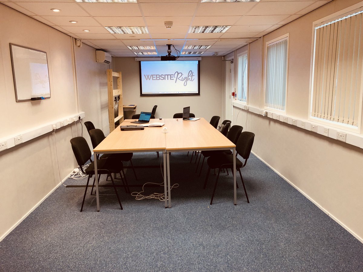 websiteright's tweet image. Nice morning in #Poole doing some #Wordpress training. Just the basics today... posts, pages, themes, #plugins, #seo, widgets, page builders. Can’t promise I will be going so easy on them next time 😄 #BeastMode