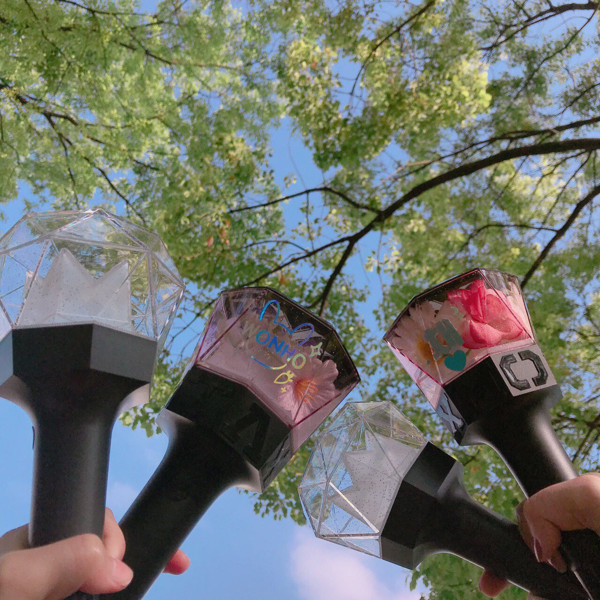 ___y_one15's tweet photo. 🍒PICNIC🍒
この前のハイタぶりにモネクに会ってもう最高の令和スタートをきれました⍤⃝♡
ずーーーーっと会おっていいよったびびびたんにも会えてほんと面白い子で仲良くなれてよかった😍 https://t.co/3BiuQI0kVH