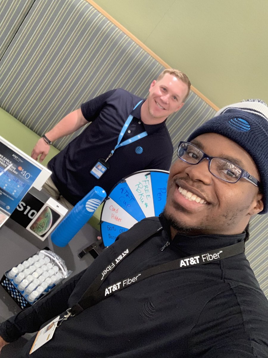 DanielBonneratt's tweet photo. Time to cook 👨🏾🍳👨🏾🍳
Let’s Gooooo
Always remember
Stay smart
Stay Sharp
An stay in control
#ownyourevent
#everybodyin
#RTGPARTY
#getcaughtbeinggreat
@ReadyToGoMobile #KAMO #AttCares #FirstNet #MobileEvent #StLouis @wisdom_bradley @matthew_kobel @Brandon_Loc @shawnglinski https://t.co/iHlYw2HqEW