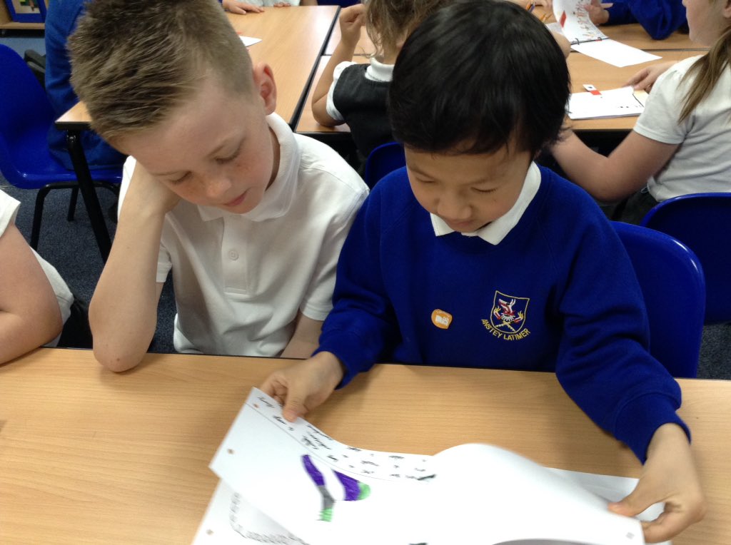 latimerprimary's tweet image. #ClassKB are so fortunate to have #ClassAF sharing their amazing pop-up books that they have created last term. #enthusiasm #collaboration #courageous #lovereding