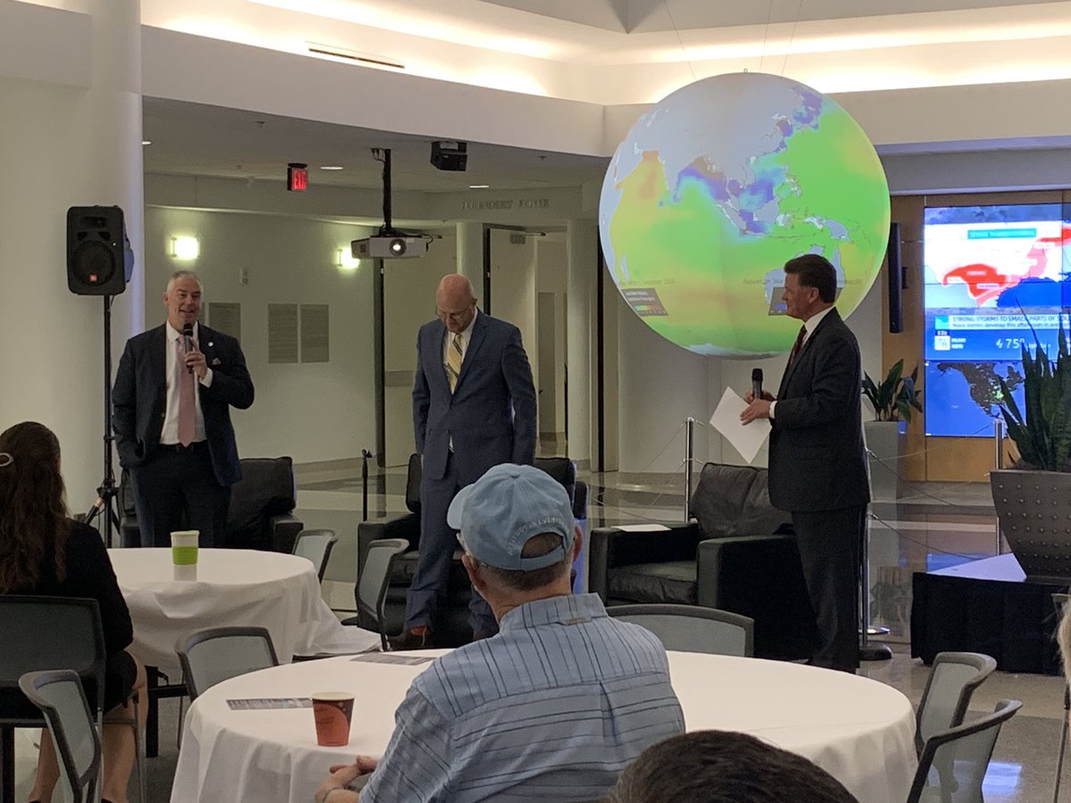 OUPubPrivPart's tweet image. Excited to hear from Sec of Commerce Sean Kouplen and Exec Dir Brent Kisling at the @NormanEconDev Economic Development Briefing for the Sooner Centurions.