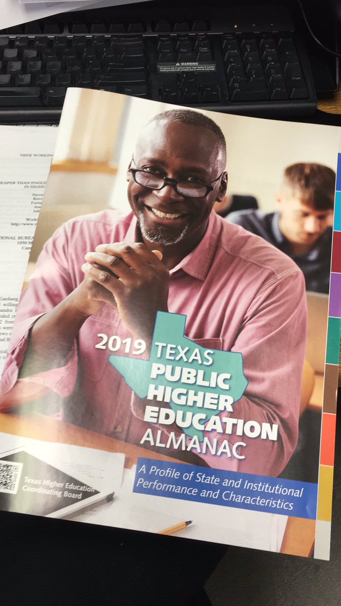 It’s like Christmas morning for the Texas data nerds 🤓 2019 Almanacs are here! I’ll be posting some key insights throughout the day paperturn-view.com/us/thecb/thecb…