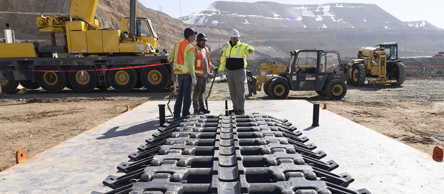 THE_MMD_GROUP's tweet photo. Assembly of the world's first Fully Mobile Surge Loader is underway in the USA. Designed to transform the way mines operate truck-and-shovel fleets; with increased shovel utilisation, reduced OPEX and improved safety https://t.co/lVBm6kPfbO #Mining #Engineering #EngineeringUK https://t.co/u5RwqercPV
