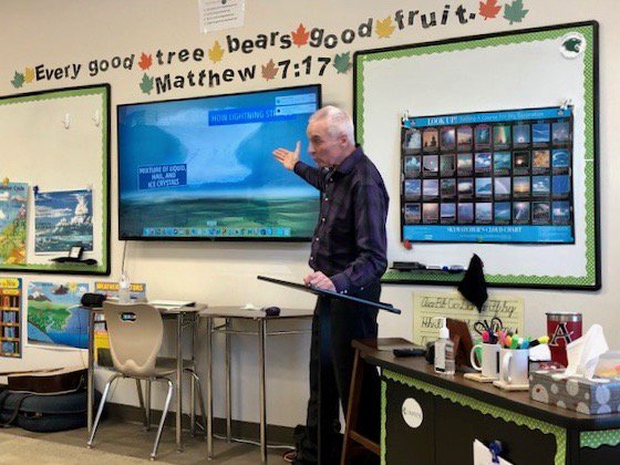 Cornerstonepre1's tweet photo. Our 4th-graders ended their unit on weather with a special visit from @weatherchannel meteorologist Nick Walker! The "Weather Dude" @wxdude entertained our students with his singing, humor, video, and weather facts! ⛈️ #mycpafamily #cornerstoneprep https://t.co/lwRy7RKDxH