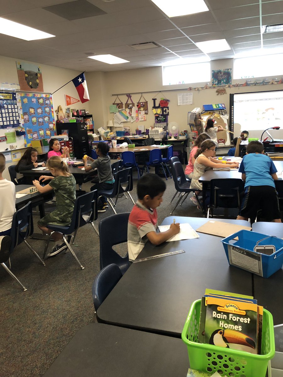MaritzaAgnello's tweet photo. Toy story land using measurement in Second Grade! #campsupersecond @BernshausenKISD @Mrs_Granier @MrsJenJoyner https://t.co/5nmxLQnnng