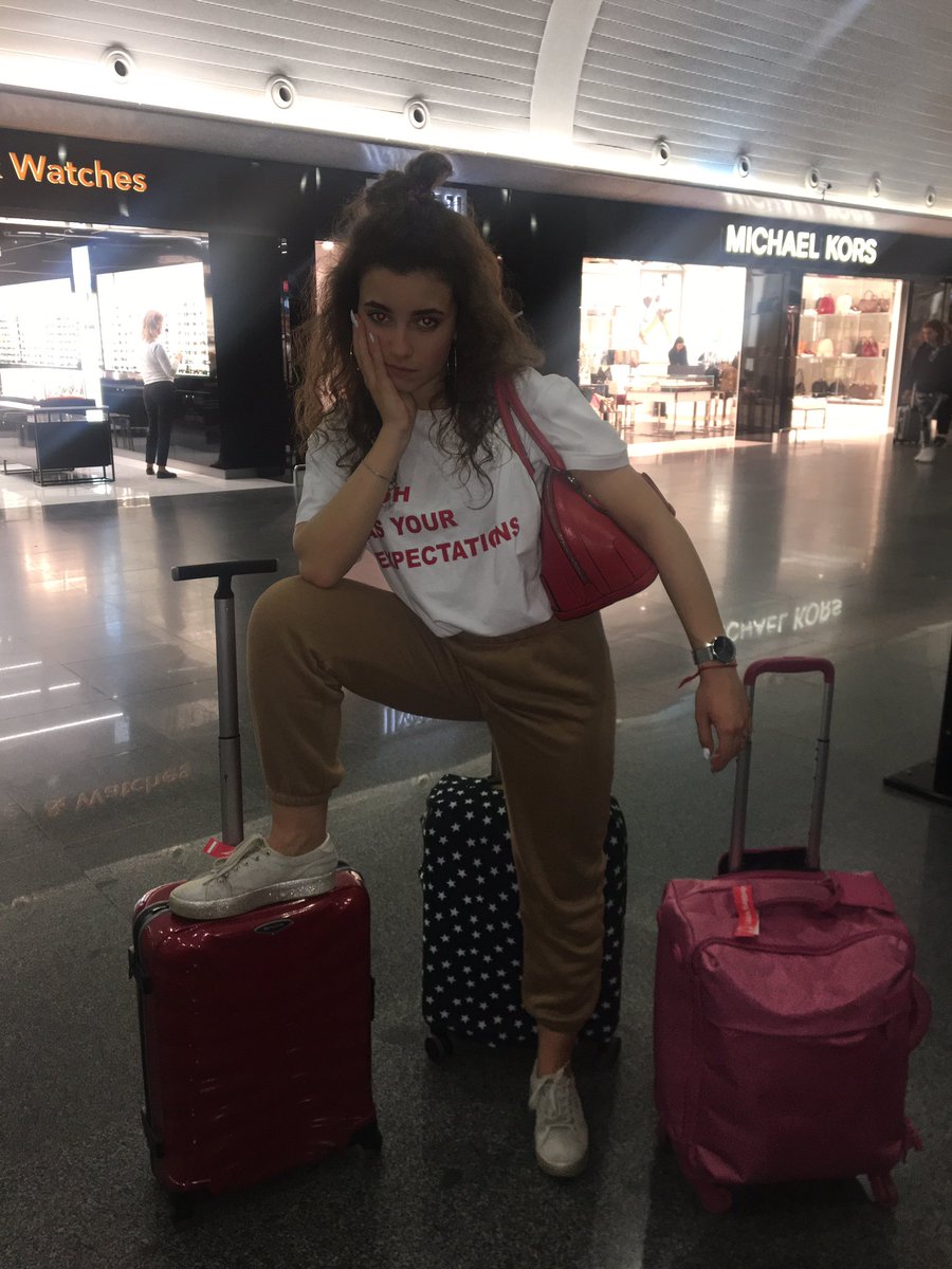 tsyganenko_s_'s tweet photo. трэвэл блоггер ✈️😻❤️📍 https://t.co/ngYeByuImB